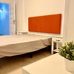 Modern In Cristianos * 洛斯克里斯蒂亚诺斯