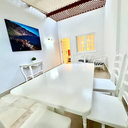 דירה Modern In Cristianos לוס כריסטיאנוס